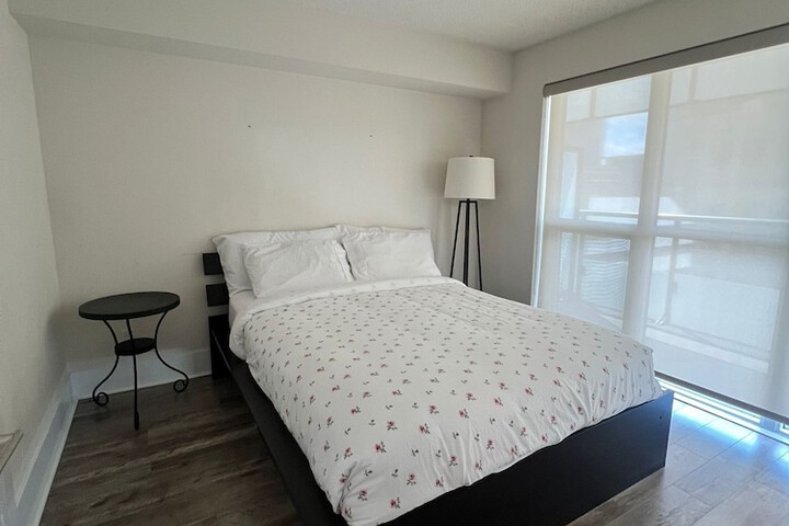 Room 51 of 448