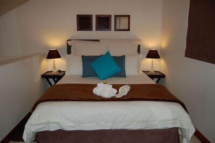 Room 3 of 27