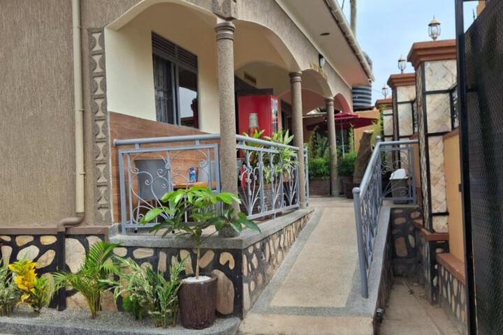 Greena Royal Suites