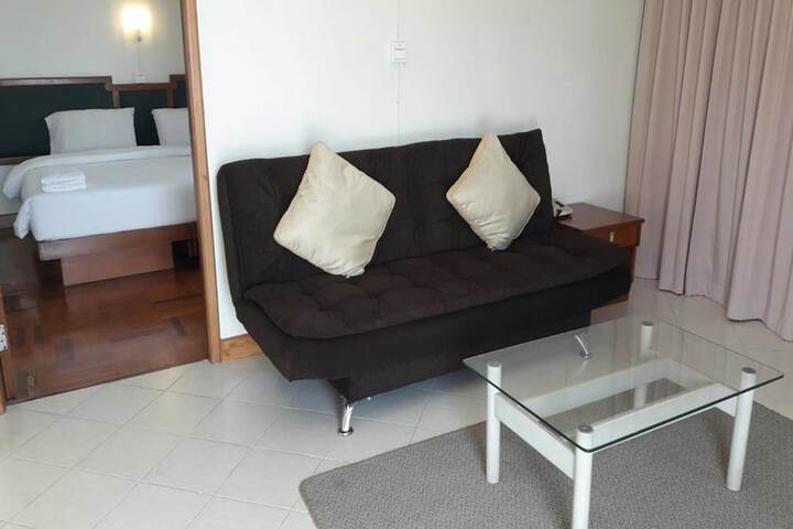 Room 15 of 23