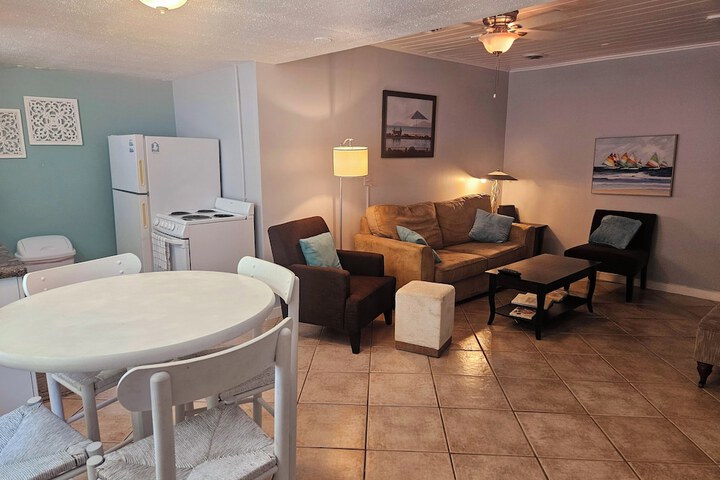 Room 30 of 80