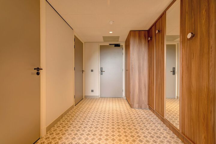 Room 21 of 51