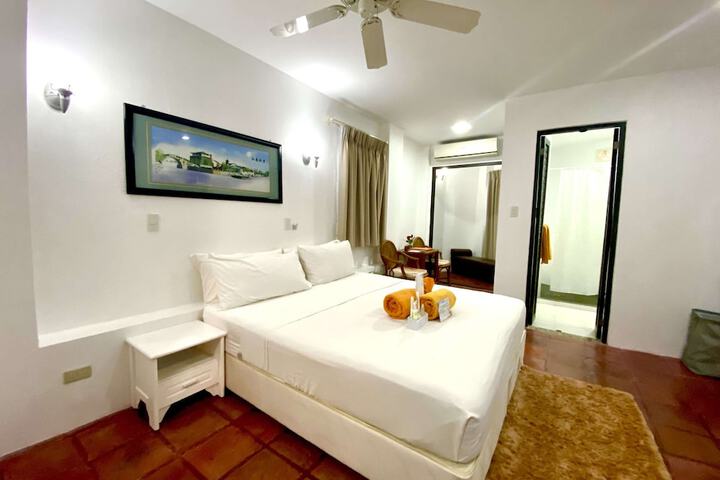 Room 125 of 403