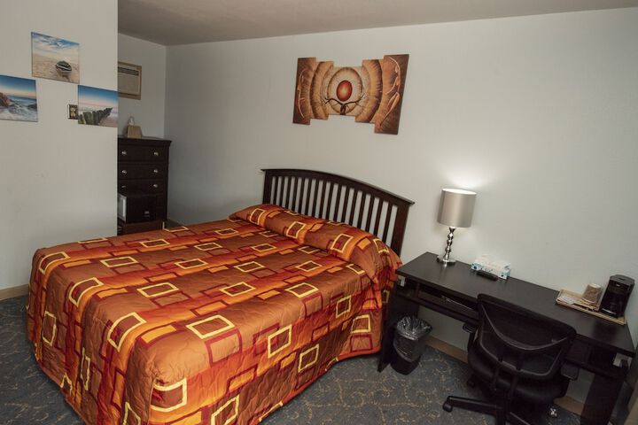Room 19 of 154