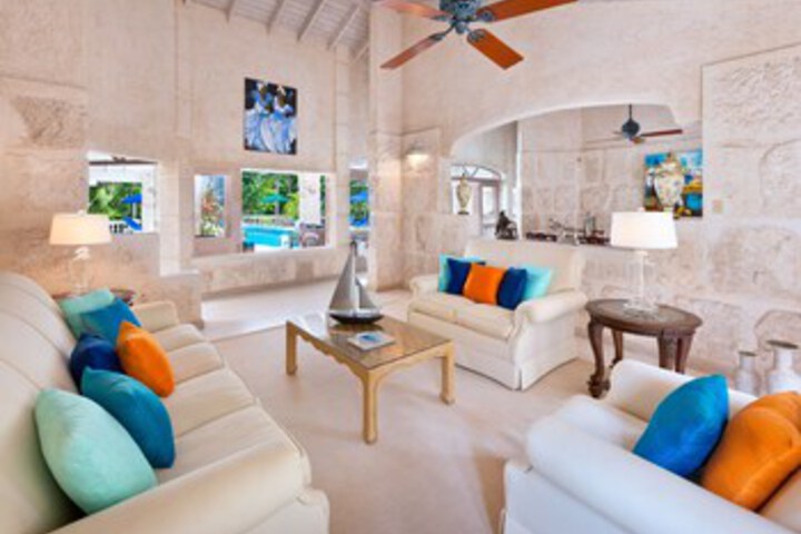 Room 4 of 8