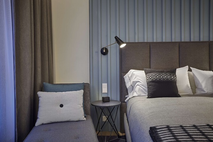 Room 43 of 106