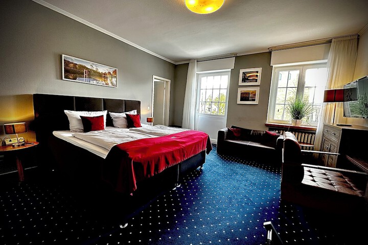 Room 40 of 90
