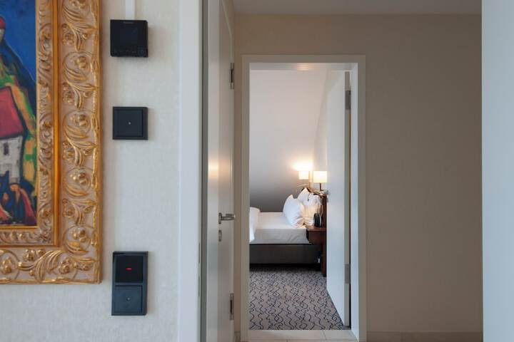 Room 37 of 84