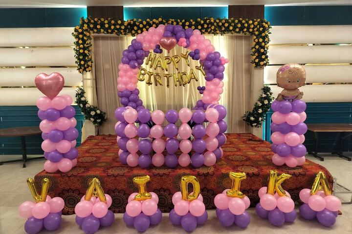 Ballroom/Hall 21 of 36