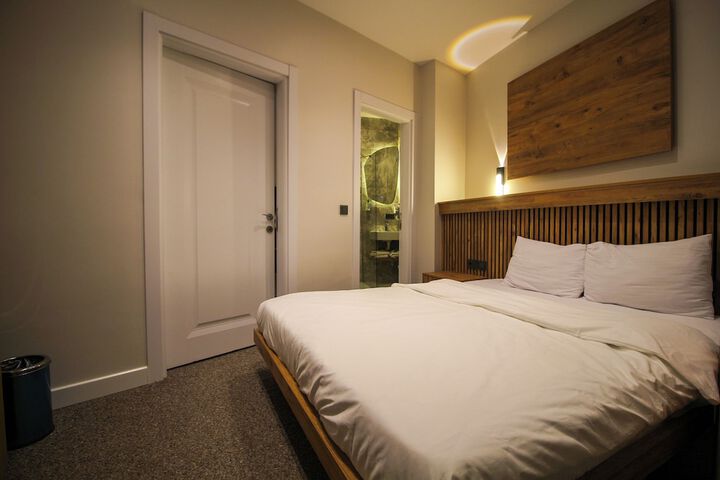 Room 7 of 59