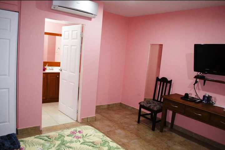 Room 8 of 27