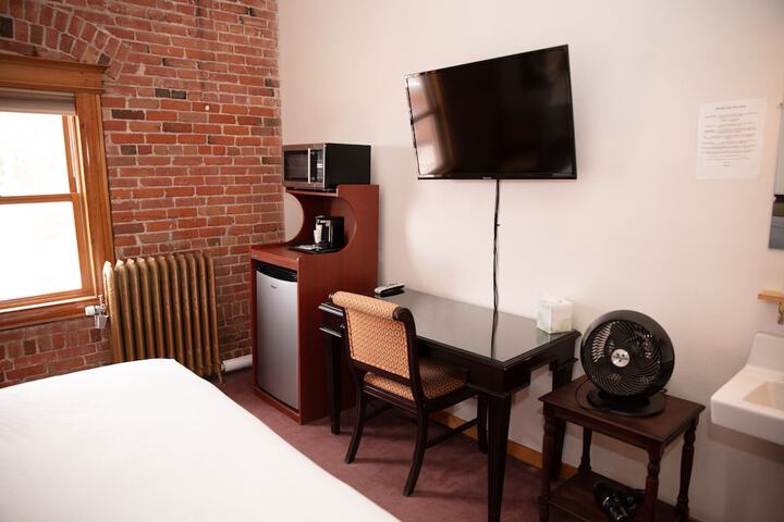 Room 41 of 120