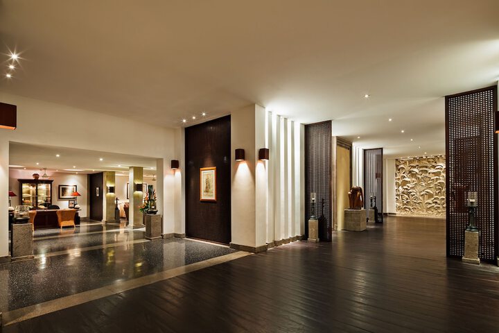 Hotel 2 of 122