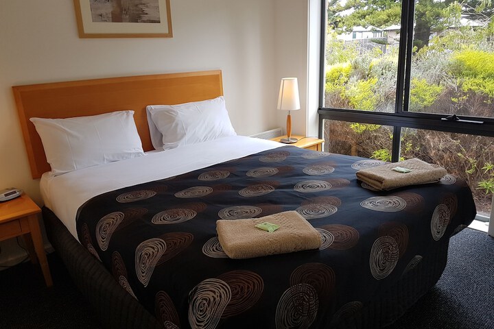 Room 3 of 19