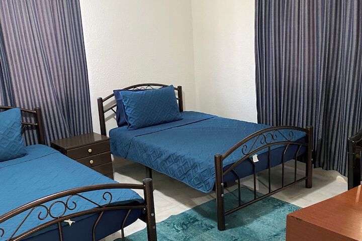 Room 19 of 73