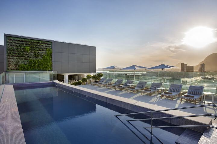 Sundeck
