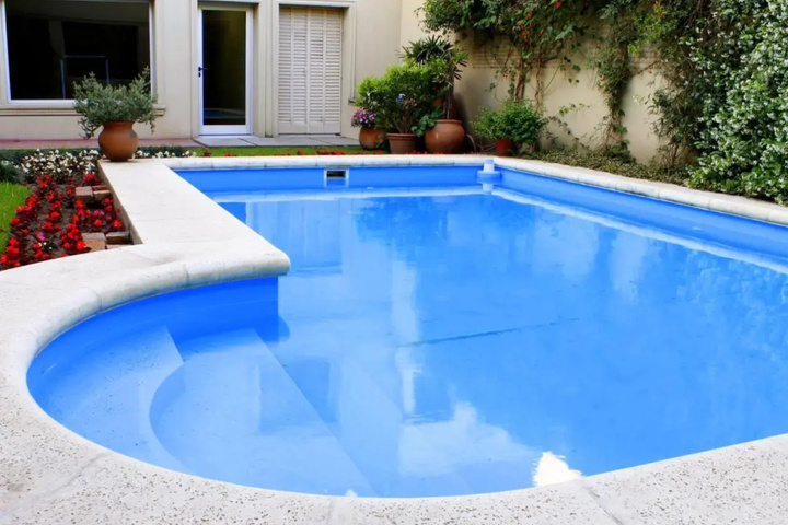 Pool 11 of 16