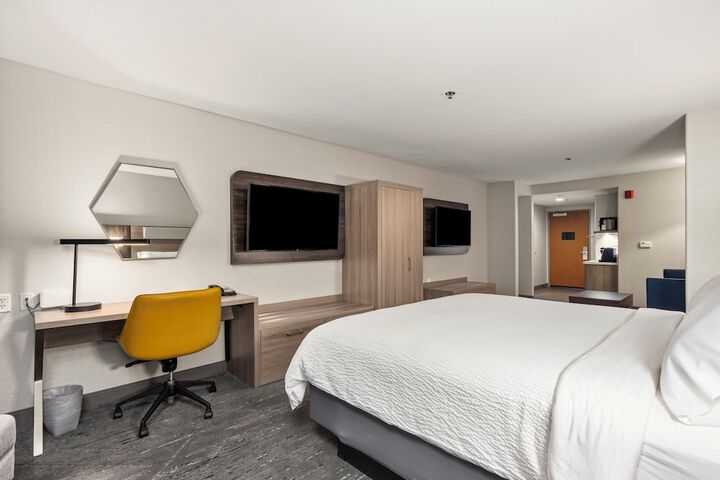 Standard | King Bed (16 of 19)