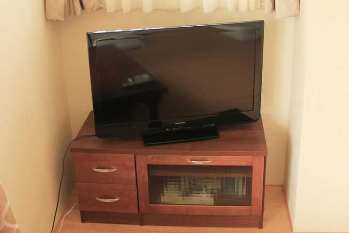 Room 2 of 13