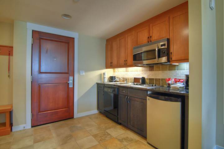 Private kitchenette