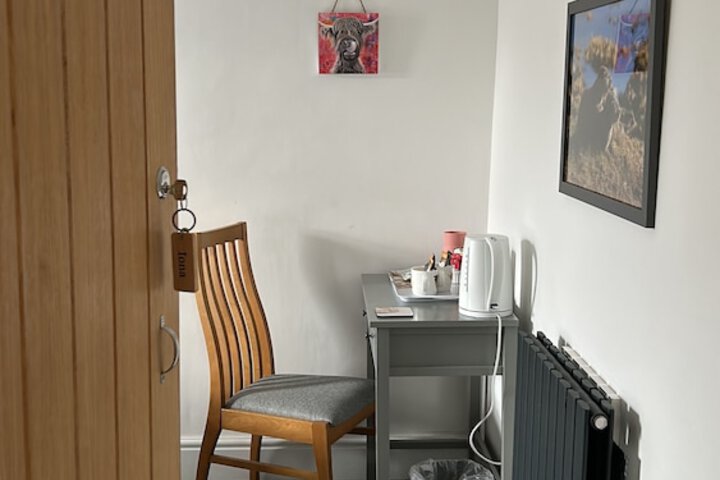 Room 19 of 64