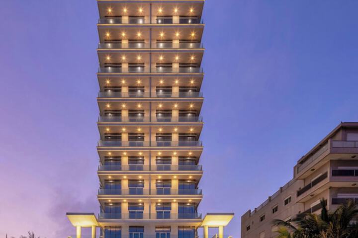 Hotel 62 of 72