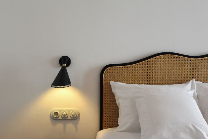 Room 6 of 48