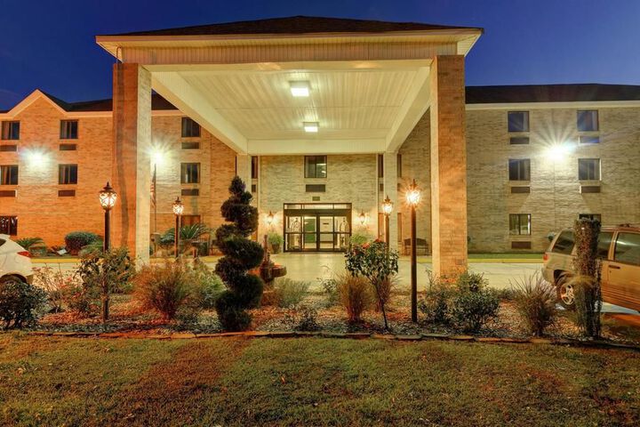 Hotel 26 of 44