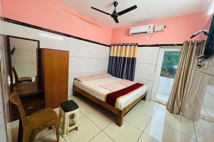Room 5 of 7