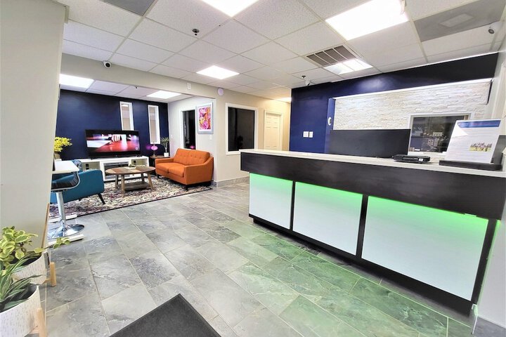 Entrance & Lobby