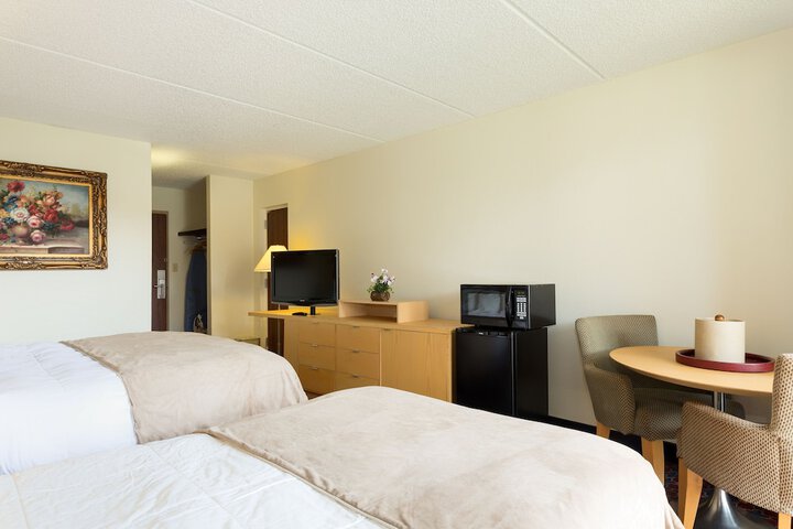 Room 50 of 54