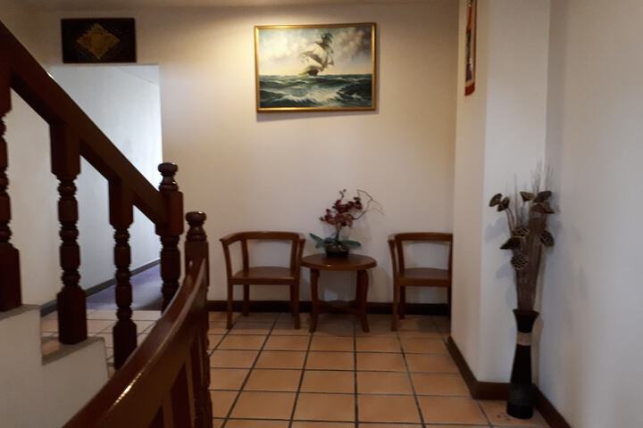 Room 11 of 36