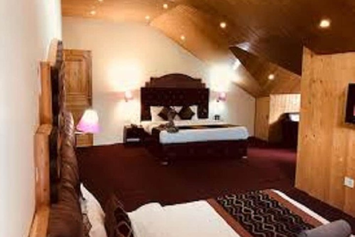 Room 17 of 20