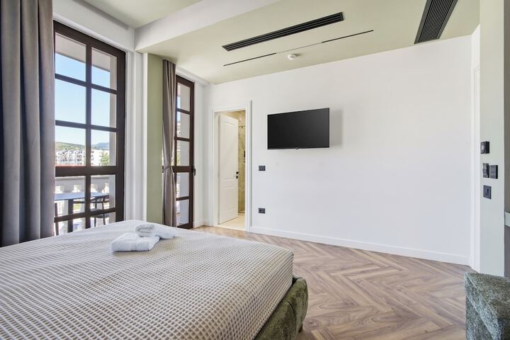Room 34 of 109
