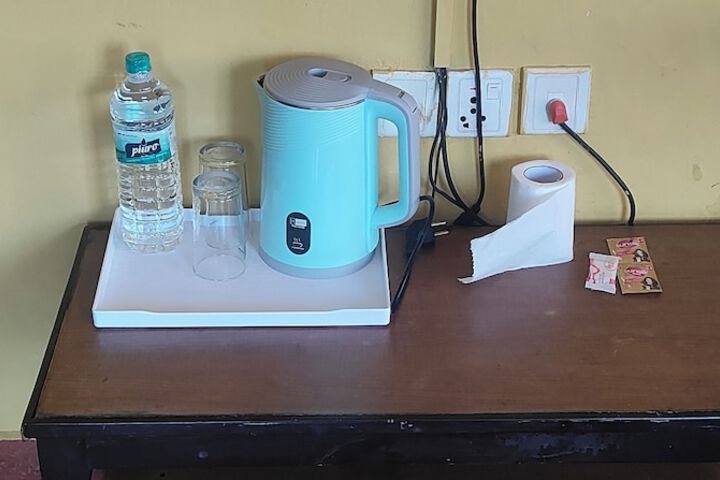 Room 6 of 17