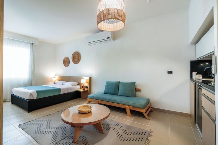 Room 182 of 307