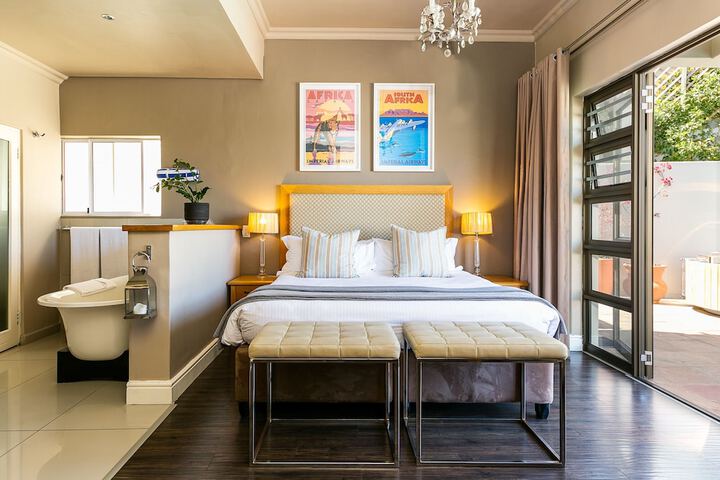 Room 20 of 212
