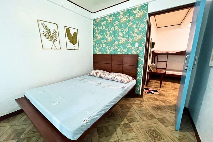 Room 21 of 57
