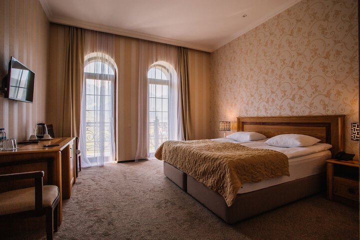 Room 4 of 45