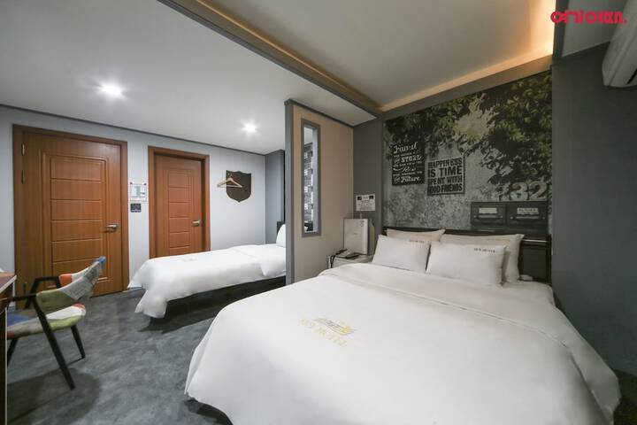 Room 17 of 55