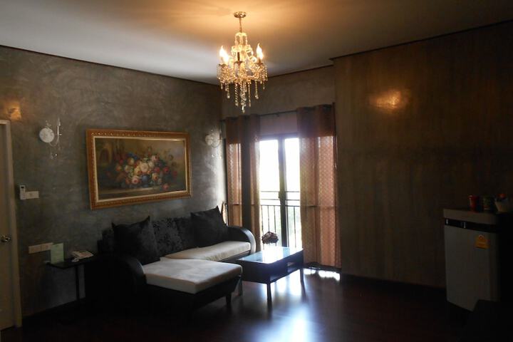 Room 16 of 49