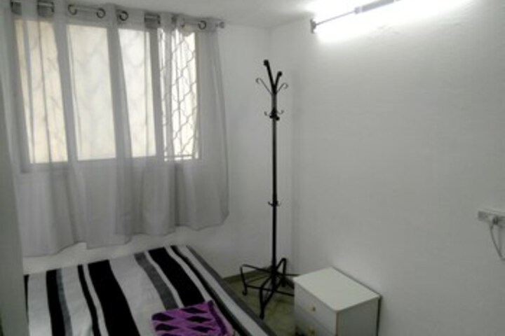 Room 26 of 49