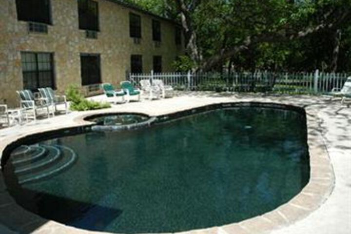 Pool 127 of 148