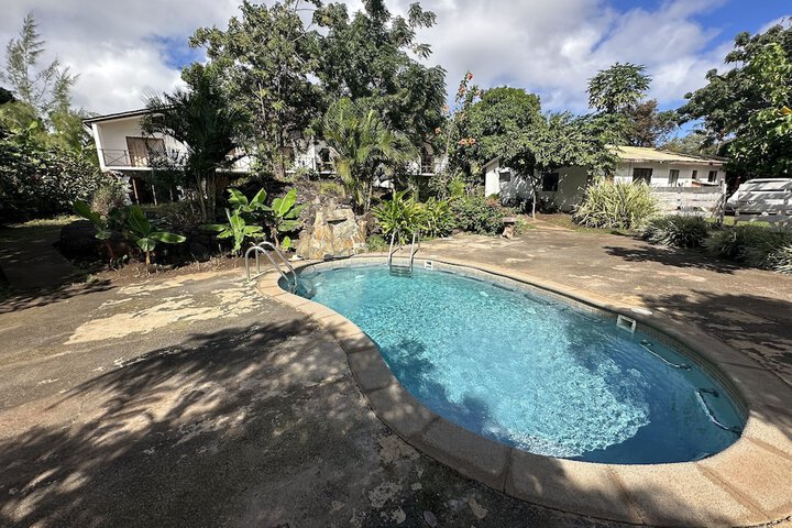 Pool 11 of 14