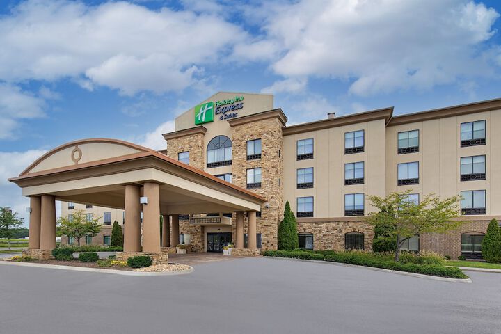 Hotel 52 of 53