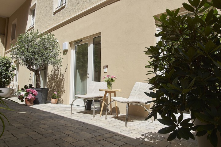 Terrace/Patio 15 of 51