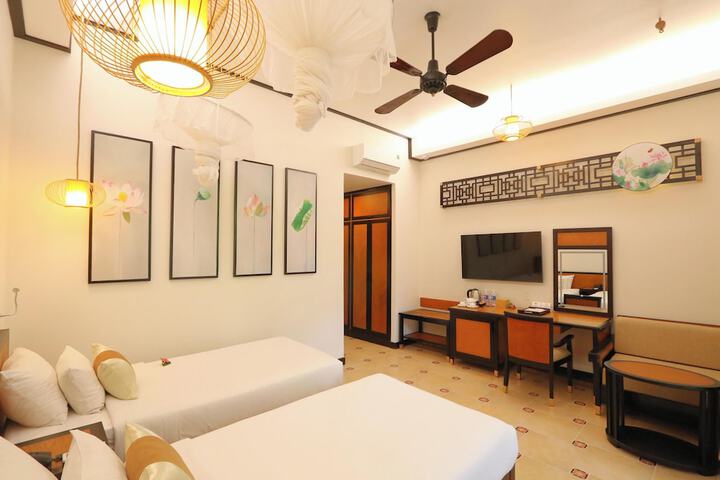 Room 19 of 181