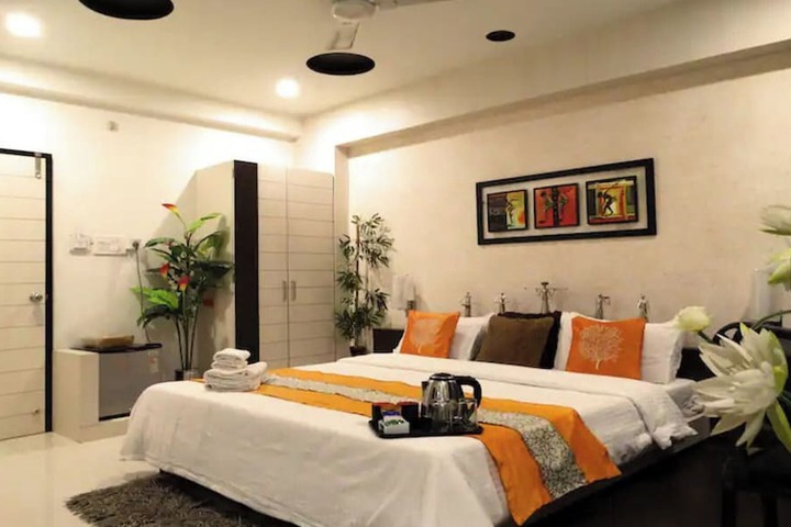 Room 38 of 54