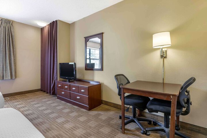 Studio 2 Double Beds (4 of 5)