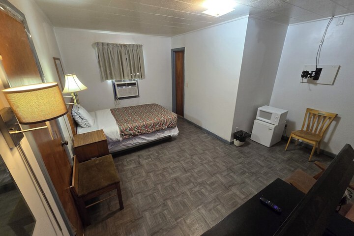 Room 19 of 87